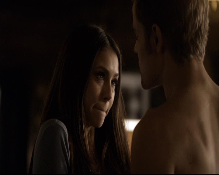 VampireDiariesWorld-dot-org_2x12TheDecent0141.jpg