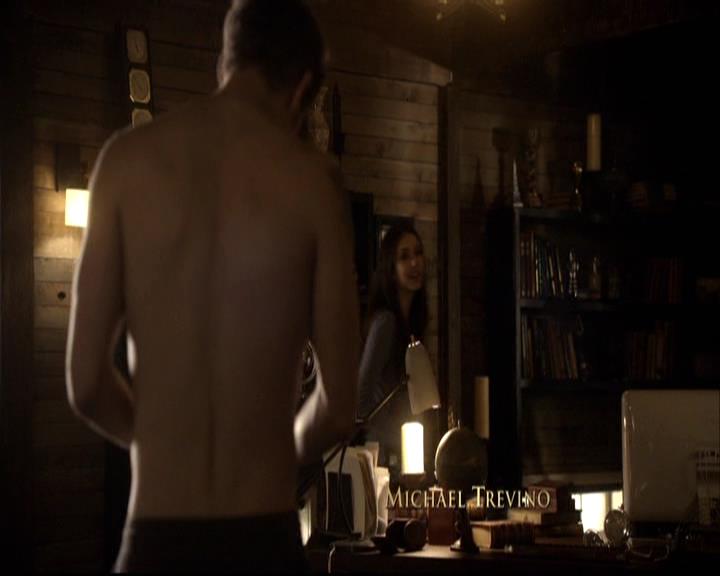 VampireDiariesWorld-dot-org_2x12TheDecent0149.jpg