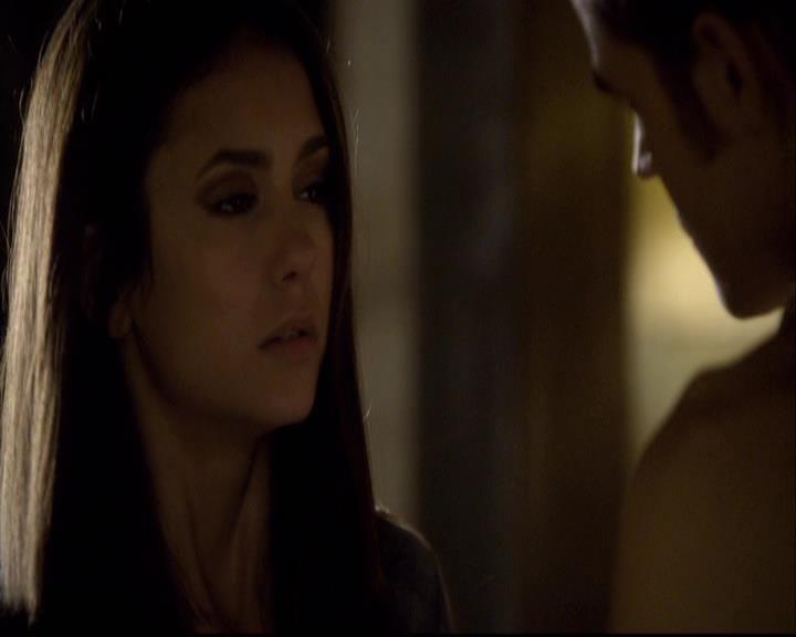 VampireDiariesWorld-dot-org_2x12TheDecent0177.jpg