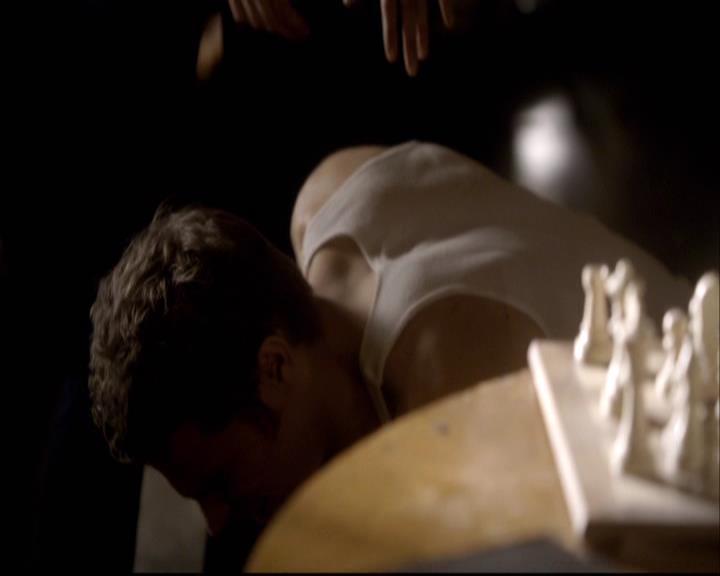 VampireDiariesWorld-dot-org_2x12TheDecent0196.jpg