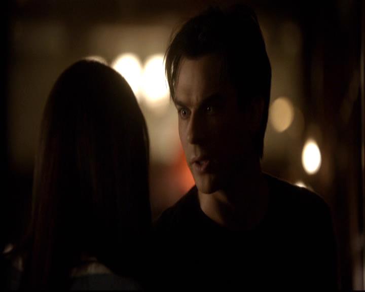 VampireDiariesWorld-dot-org_2x12TheDecent0314.jpg
