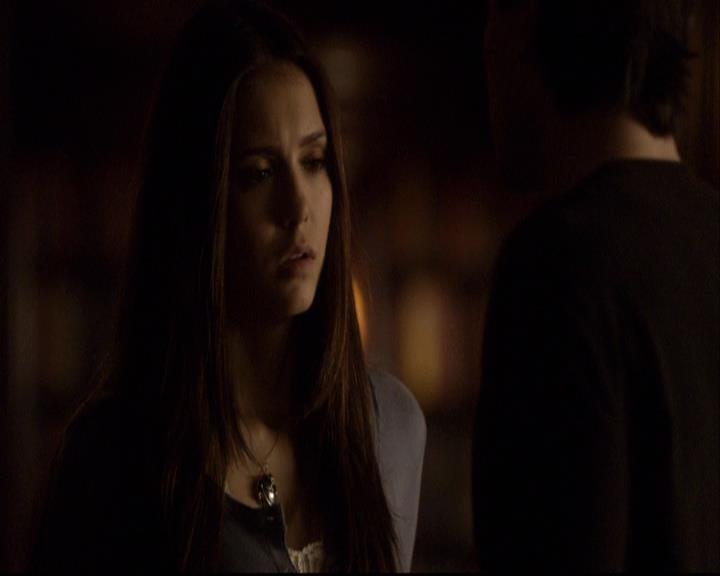 VampireDiariesWorld-dot-org_2x12TheDecent0315.jpg