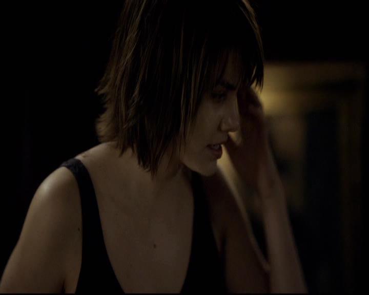 VampireDiariesWorld-dot-org_2x12TheDecent0763.jpg