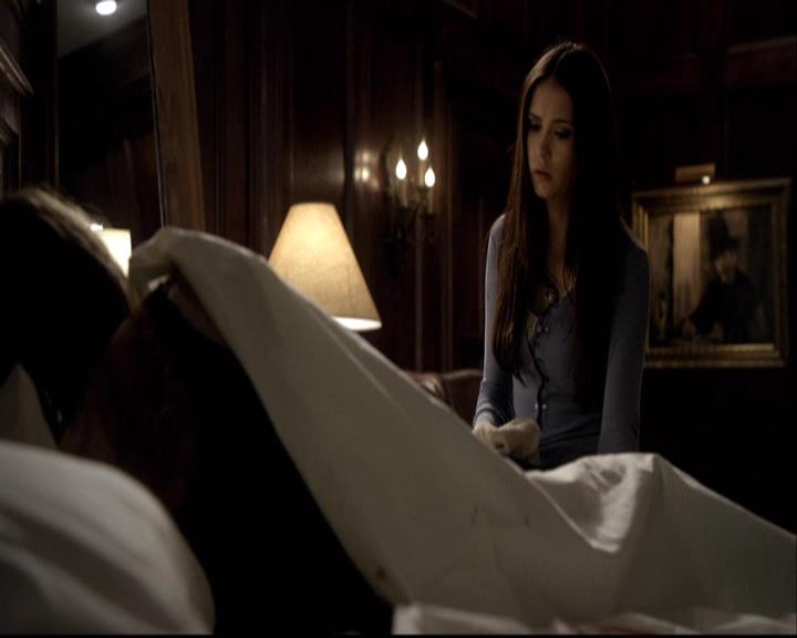 VampireDiariesWorld-dot-org_2x12TheDecent0772.jpg