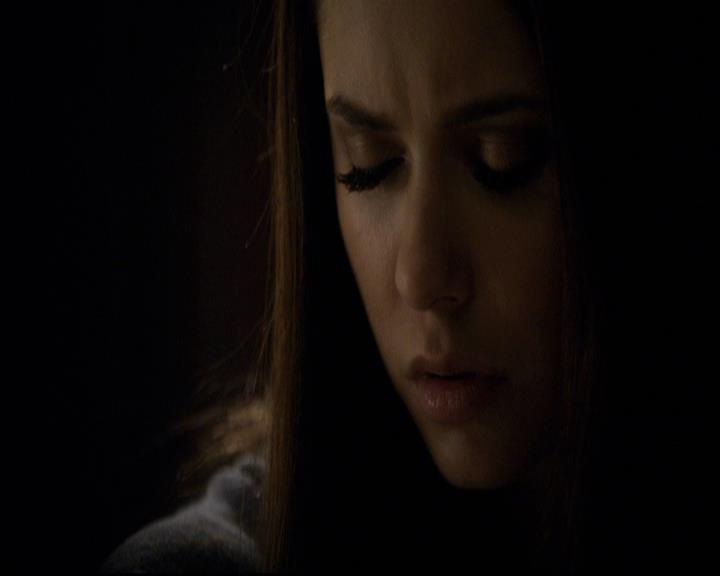 VampireDiariesWorld-dot-org_2x12TheDecent0811.jpg