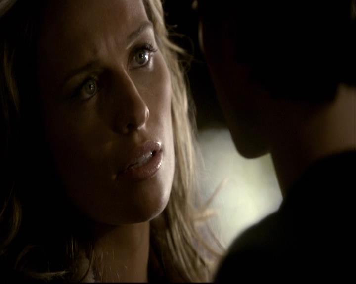VampireDiariesWorld-dot-org_2x12TheDecent0924.jpg