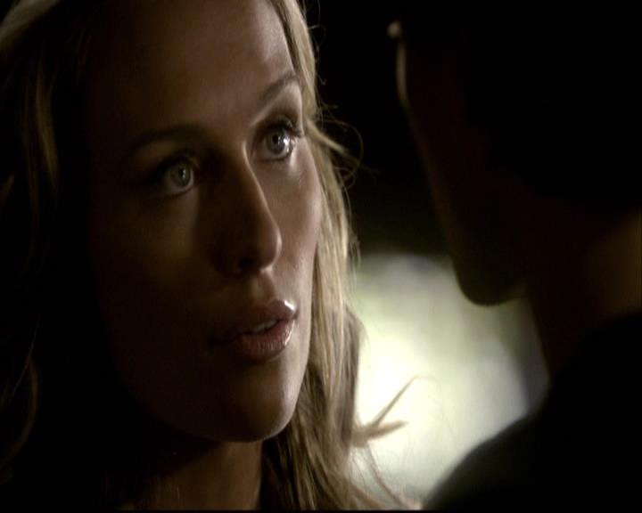 VampireDiariesWorld-dot-org_2x12TheDecent0931.jpg