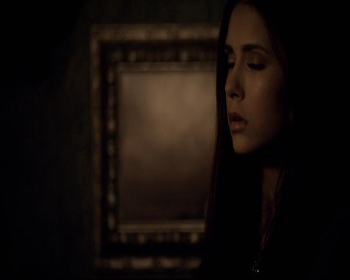 VampireDiariesWorld-dot-org_2x12TheDecent1206.jpg