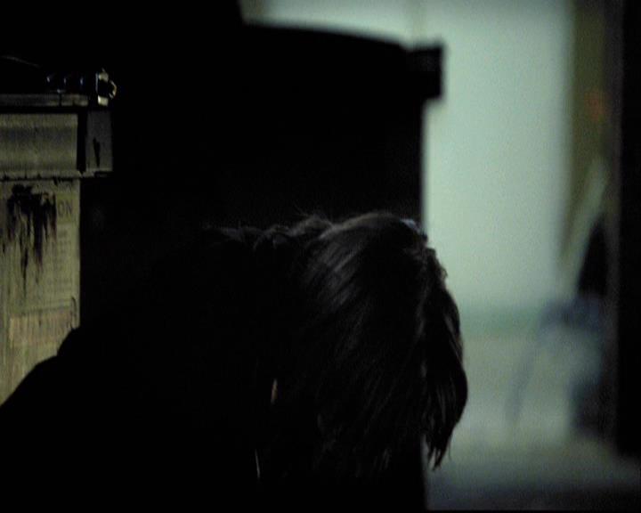 VampireDiariesWorld-dot-org_2x12TheDecent1290.jpg