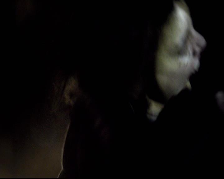 VampireDiariesWorld-dot-org_2x12TheDecent1308.jpg