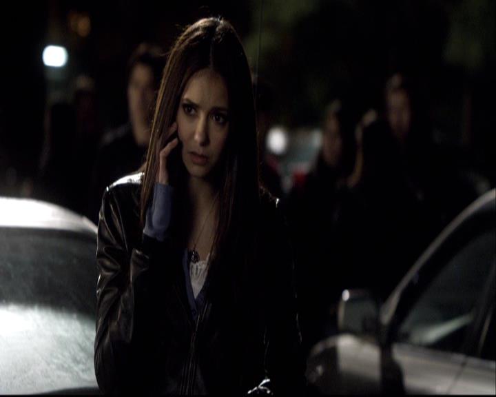 VampireDiariesWorld-dot-org_2x12TheDecent1339.jpg