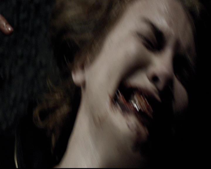 VampireDiariesWorld-dot-org_2x12TheDecent1428.jpg