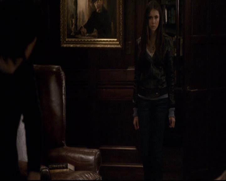 VampireDiariesWorld-dot-org_2x12TheDecent1463.jpg