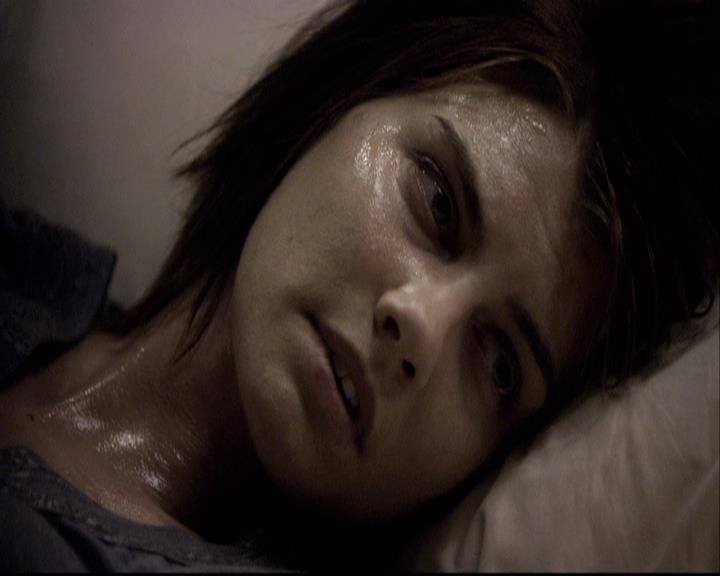 VampireDiariesWorld-dot-org_2x12TheDecent1468.jpg
