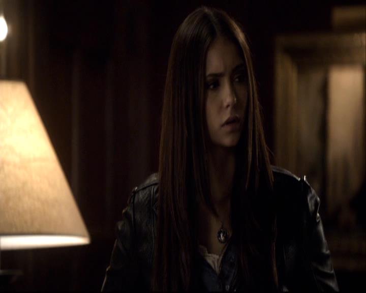 VampireDiariesWorld-dot-org_2x12TheDecent1491.jpg