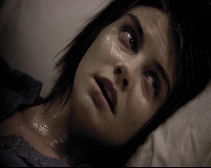 VampireDiariesWorld-dot-org_2x12TheDecent1493.jpg