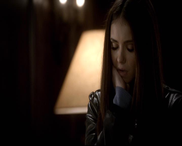VampireDiariesWorld-dot-org_2x12TheDecent1500.jpg