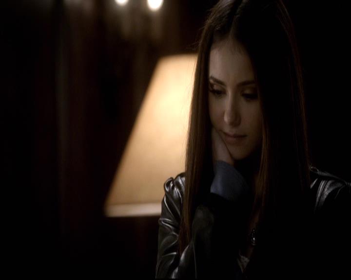 VampireDiariesWorld-dot-org_2x12TheDecent1501.jpg