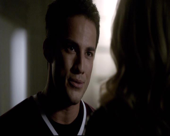 VampireDiariesWorld-dot-org_2x12TheDecent1601.jpg