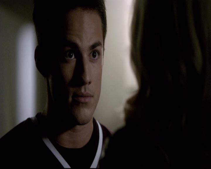 VampireDiariesWorld-dot-org_2x12TheDecent1604.jpg