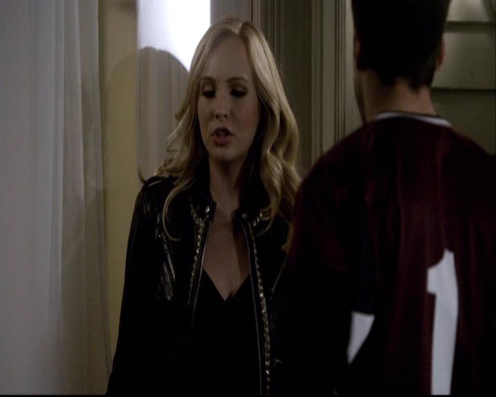 VampireDiariesWorld-dot-org_2x12TheDecent1618.jpg