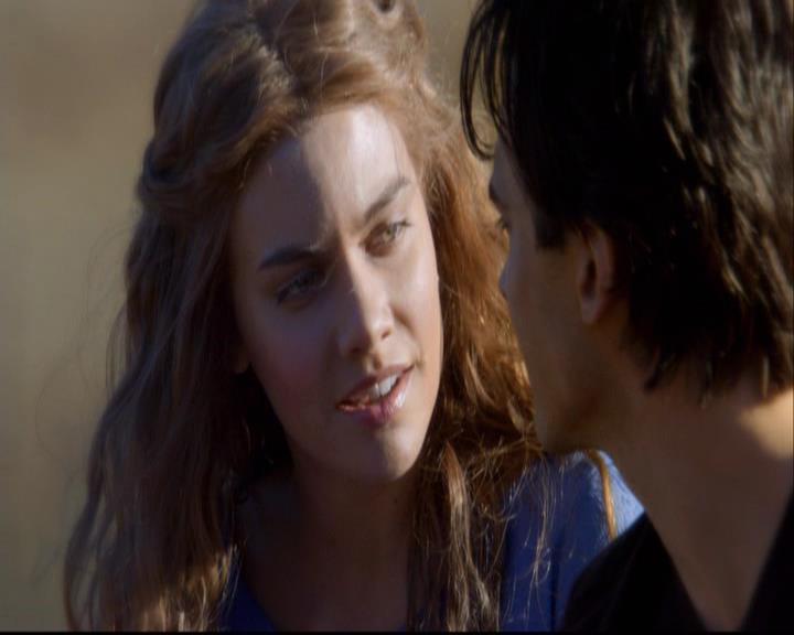 VampireDiariesWorld-dot-org_2x12TheDecent1713.jpg