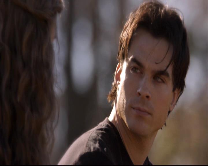 VampireDiariesWorld-dot-org_2x12TheDecent1724.jpg