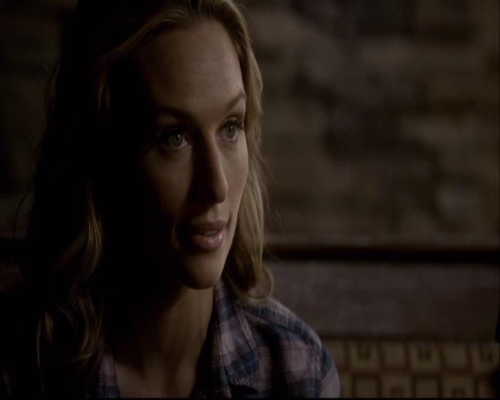 VampireDiariesWorld-dot-org_2x12TheDecent1921.jpg