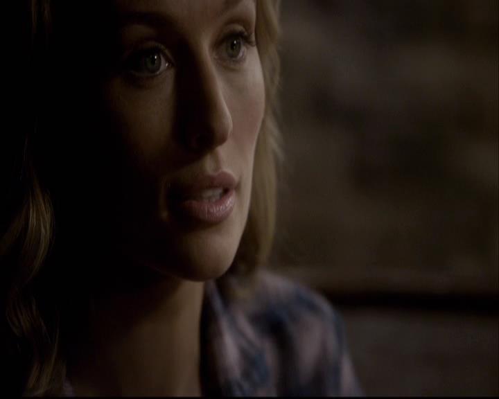 VampireDiariesWorld-dot-org_2x12TheDecent1947.jpg