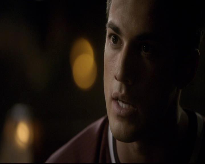 VampireDiariesWorld-dot-org_2x12TheDecent1963.jpg