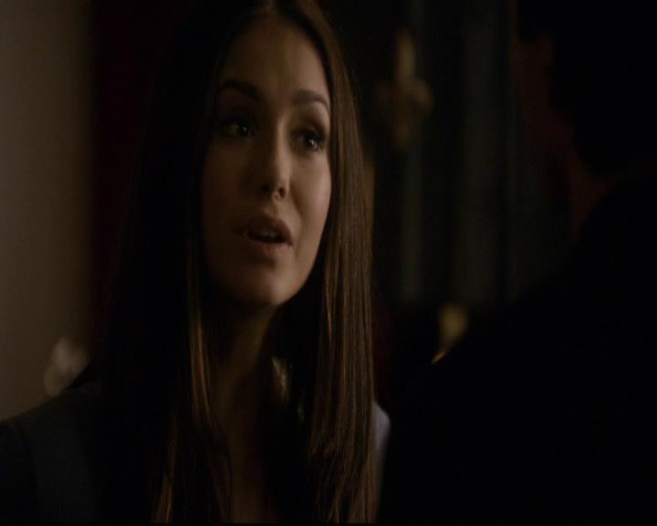 VampireDiariesWorld-dot-org_2x12TheDecent2015.jpg