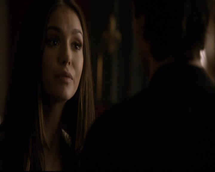 VampireDiariesWorld-dot-org_2x12TheDecent2016.jpg