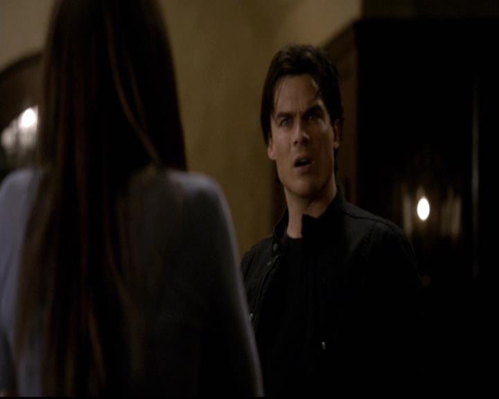 VampireDiariesWorld-dot-org_2x12TheDecent2027.jpg