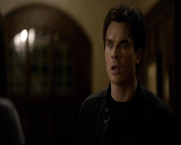 VampireDiariesWorld-dot-org_2x12TheDecent2029.jpg
