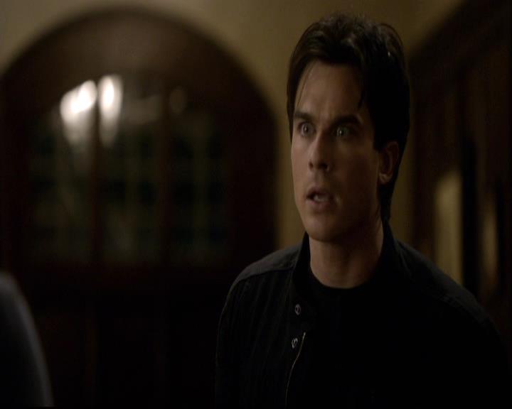 VampireDiariesWorld-dot-org_2x12TheDecent2030.jpg