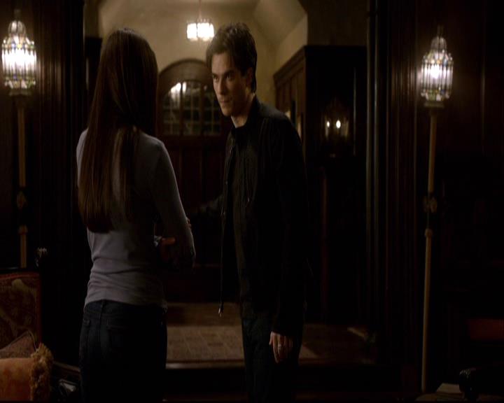 VampireDiariesWorld-dot-org_2x12TheDecent2048.jpg