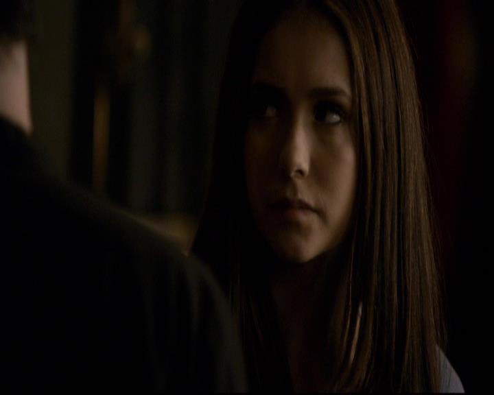 VampireDiariesWorld-dot-org_2x12TheDecent2061.jpg
