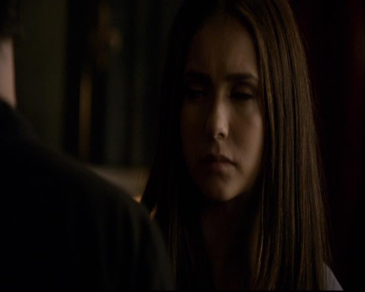 VampireDiariesWorld-dot-org_2x12TheDecent2062.jpg
