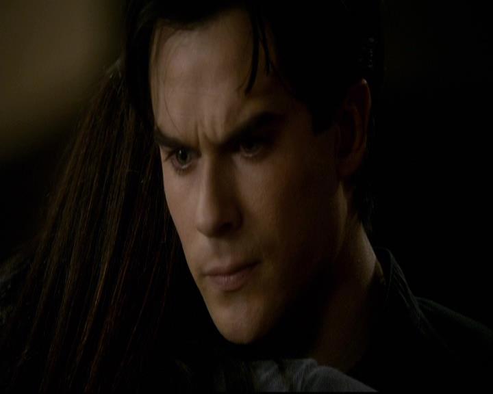 VampireDiariesWorld-dot-org_2x12TheDecent2068.jpg