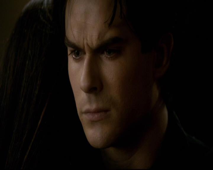 VampireDiariesWorld-dot-org_2x12TheDecent2073.jpg