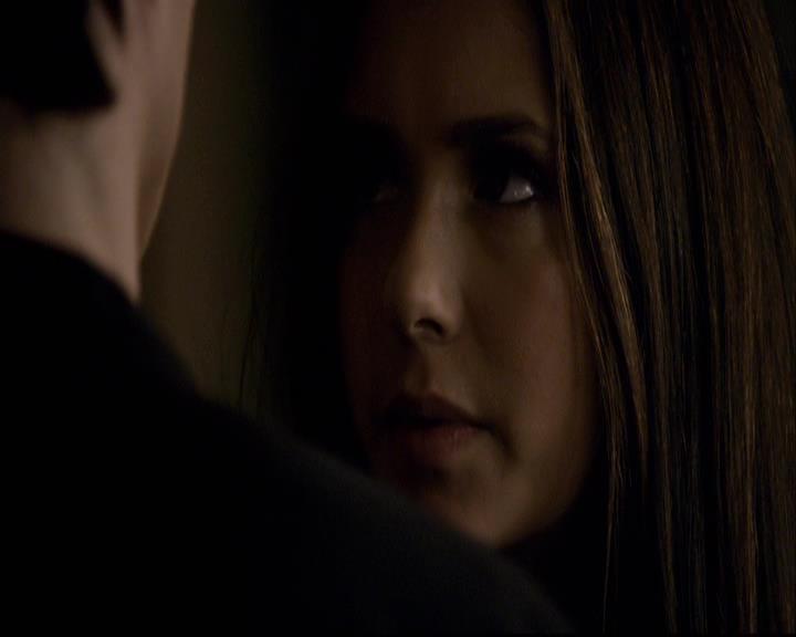 VampireDiariesWorld-dot-org_2x12TheDecent2083.jpg