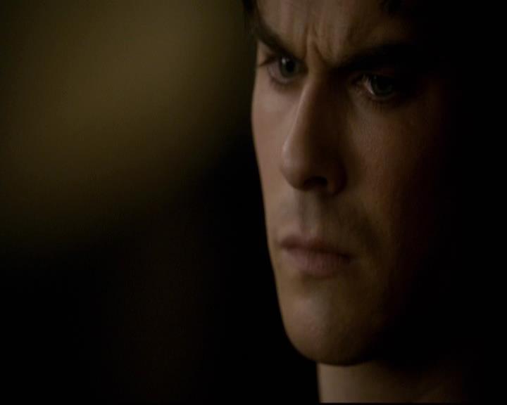 VampireDiariesWorld-dot-org_2x12TheDecent2088.jpg