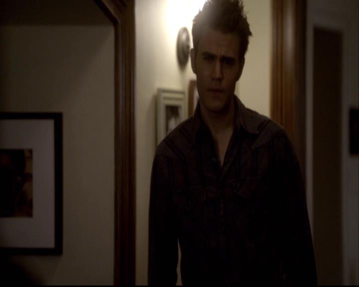 VampireDiariesWorld-dot-org_2x12TheDecent2097.jpg