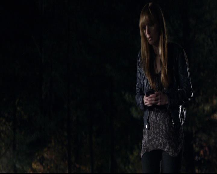 VampireDiariesWorld-dot-org_2x12TheDecent2143.jpg