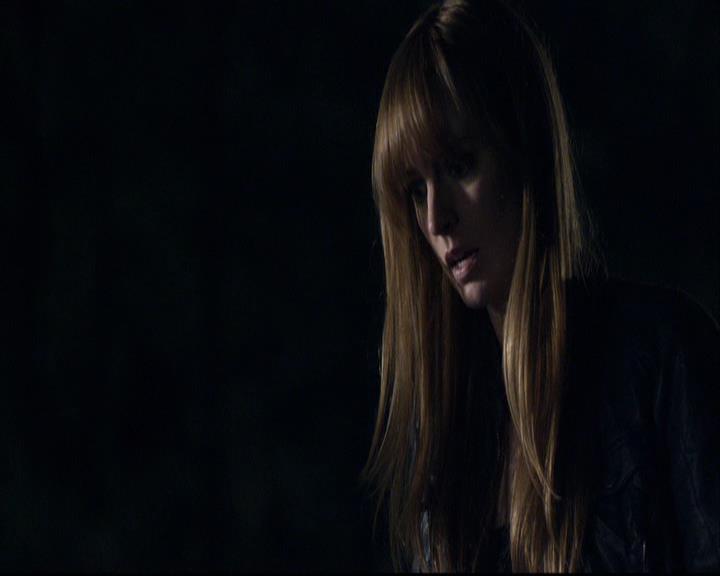 VampireDiariesWorld-dot-org_2x12TheDecent2148.jpg
