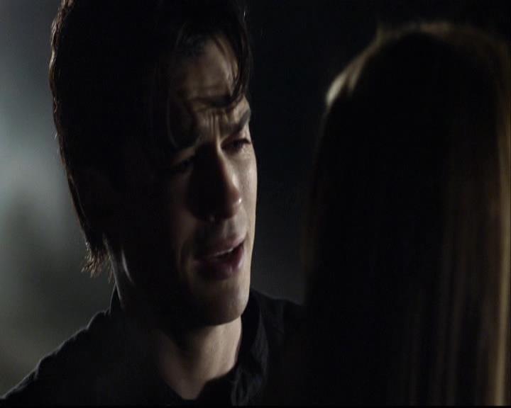 VampireDiariesWorld-dot-org_2x12TheDecent2182.jpg