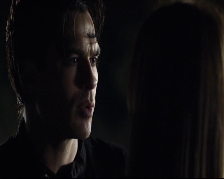 VampireDiariesWorld-dot-org_2x12TheDecent2195.jpg