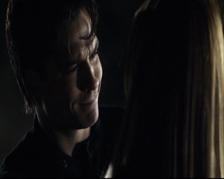 VampireDiariesWorld-dot-org_2x12TheDecent2198.jpg