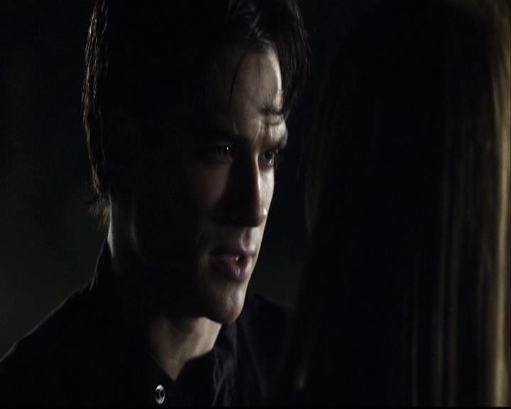 VampireDiariesWorld-dot-org_2x12TheDecent2199.jpg