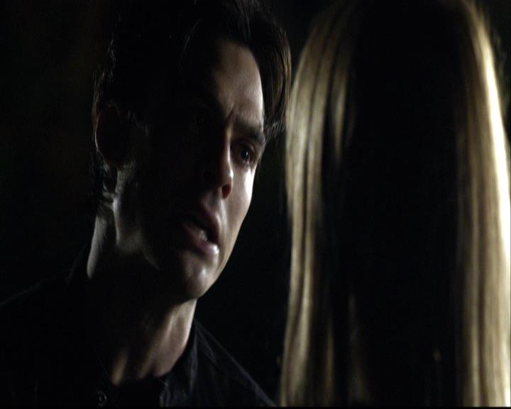VampireDiariesWorld-dot-org_2x12TheDecent2211.jpg